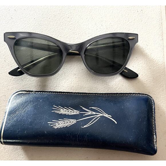 Vintage 1950s Flapper Cat Eye Glasses Frames Black With Case